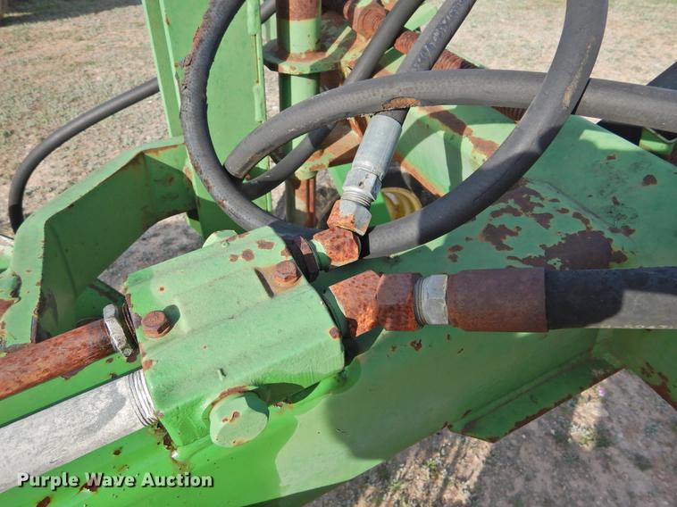 image for item DF2531 John Deere 700 hay rake