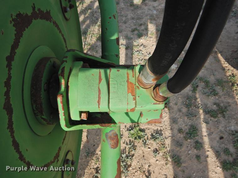 image for item DF2531 John Deere 700 hay rake