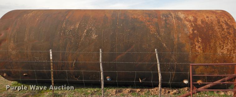image for item DF2533 Steel oil tank