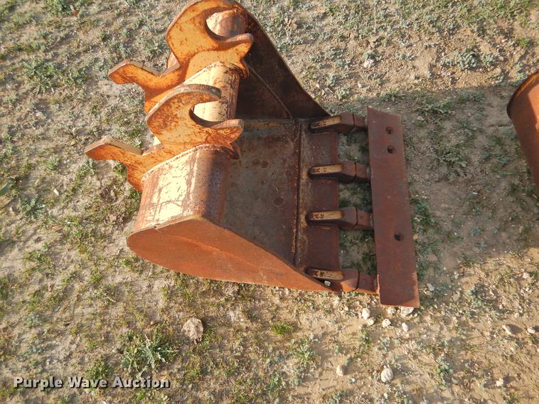 image for item DF2534 (4) buckets