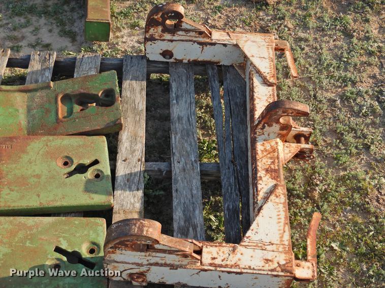 image for item DF2535 Tractor weights