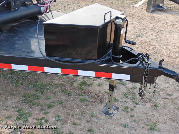 image for item DF2536 2016 Lamar tank trailer