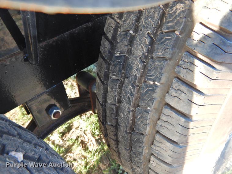 image for item DF2536 2016 Lamar tank trailer