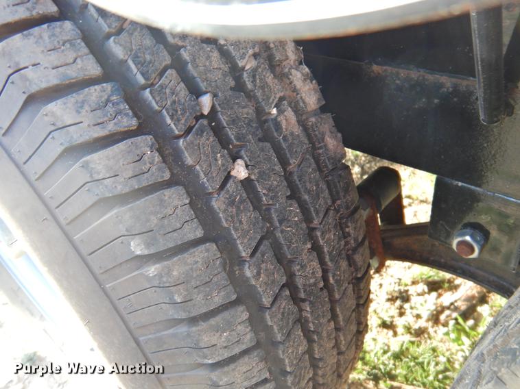 image for item DF2536 2016 Lamar tank trailer