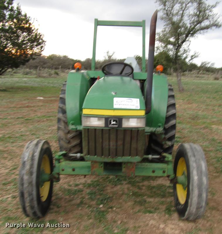 image for item DF2537 John Deere 1070 tractor