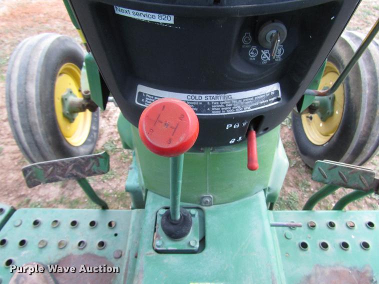 image for item DF2537 John Deere 1070 tractor