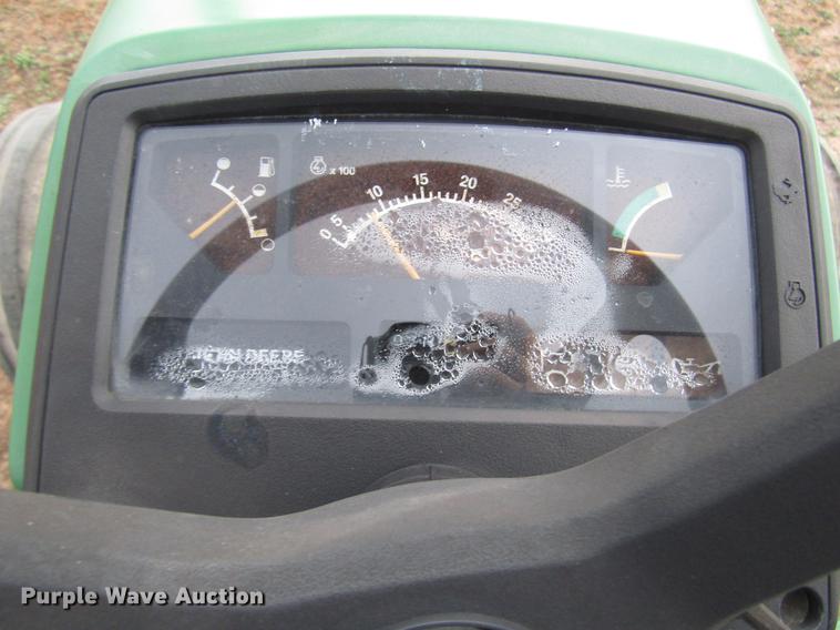 image for item DF2537 John Deere 1070 tractor