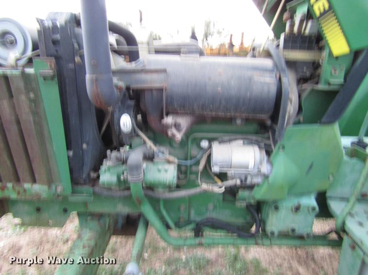 image for item DF2537 John Deere 1070 tractor