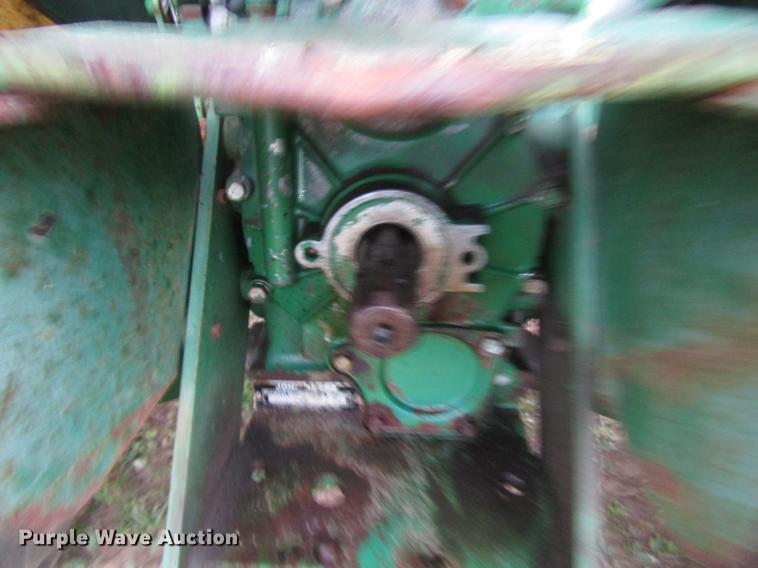 image for item DF2537 John Deere 1070 tractor