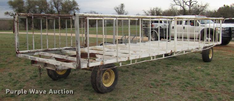 image for item DF2538 Hay bale feeder wagon