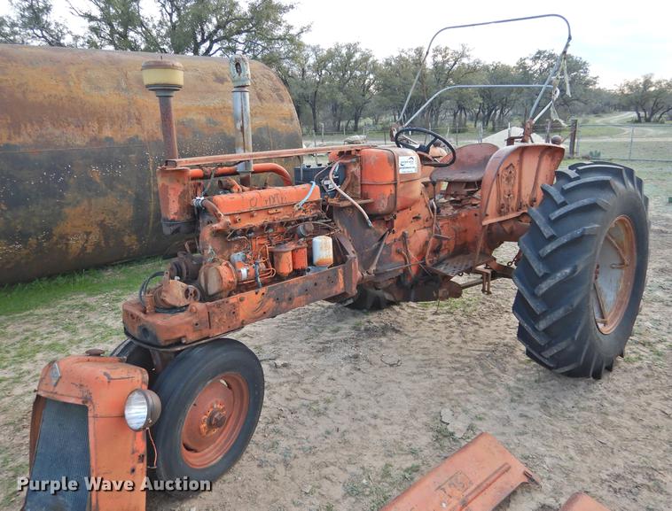 image for item DF2540 Allis Chalmers D17 tractor