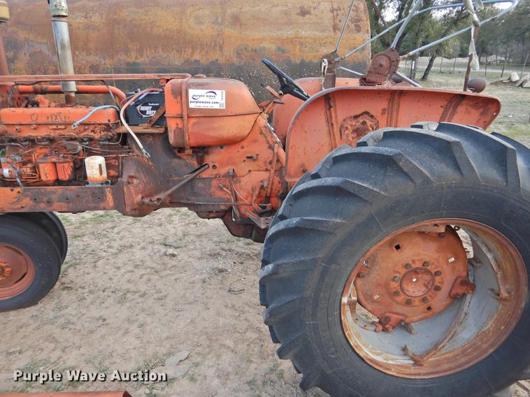 image for item DF2540 Allis Chalmers D17 tractor