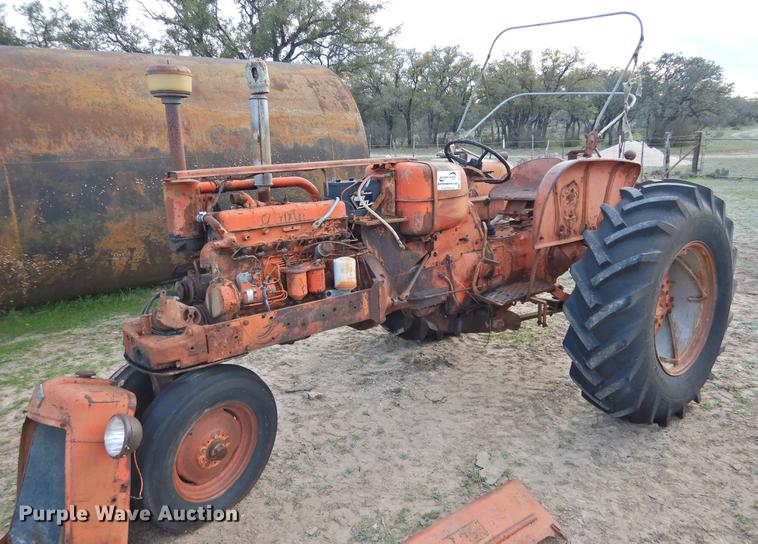 image for item DF2540 Allis Chalmers D17 tractor