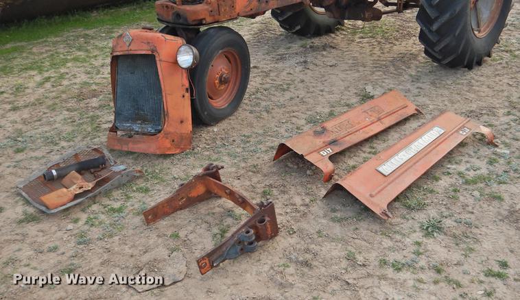 image for item DF2540 Allis Chalmers D17 tractor