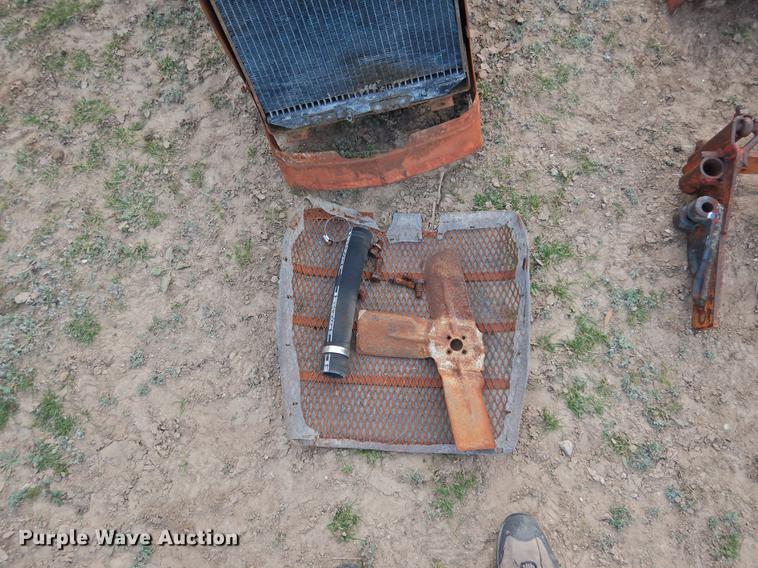 image for item DF2540 Allis Chalmers D17 tractor