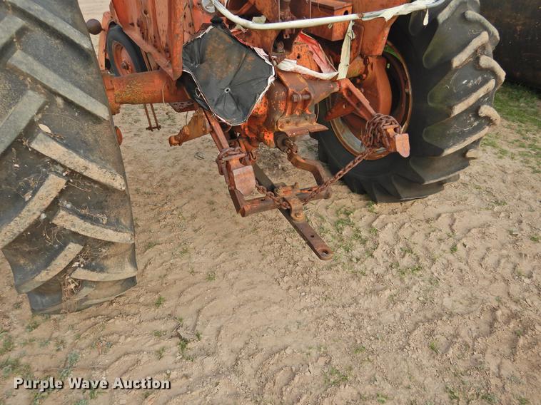 image for item DF2540 Allis Chalmers D17 tractor