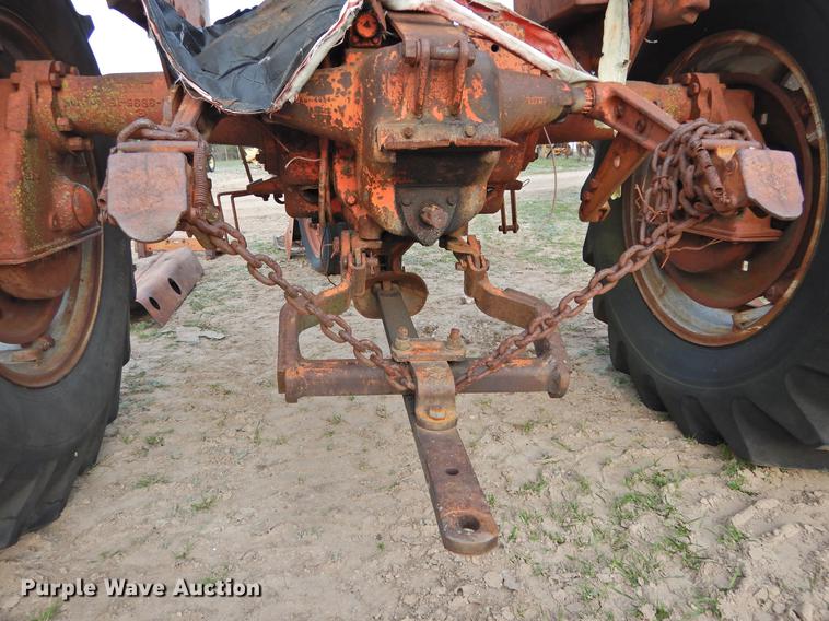 image for item DF2540 Allis Chalmers D17 tractor