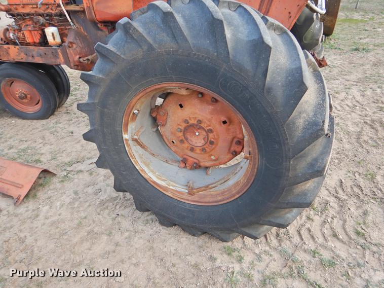 image for item DF2540 Allis Chalmers D17 tractor