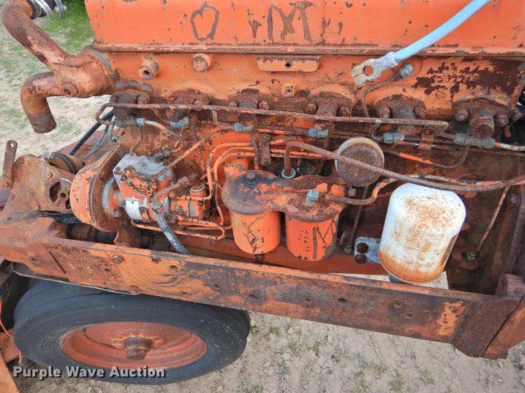 image for item DF2540 Allis Chalmers D17 tractor