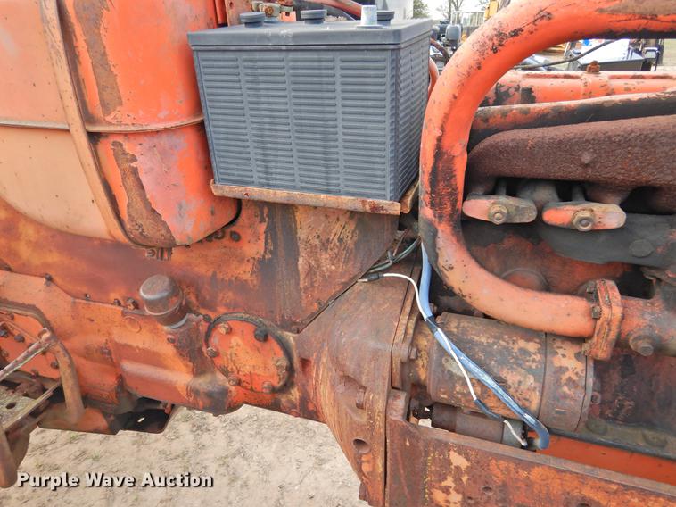 image for item DF2540 Allis Chalmers D17 tractor