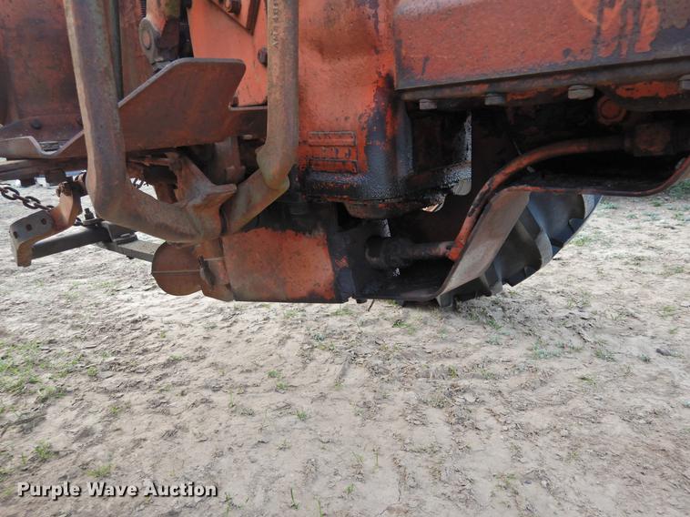 image for item DF2540 Allis Chalmers D17 tractor