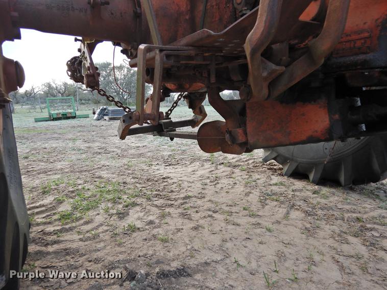 image for item DF2540 Allis Chalmers D17 tractor