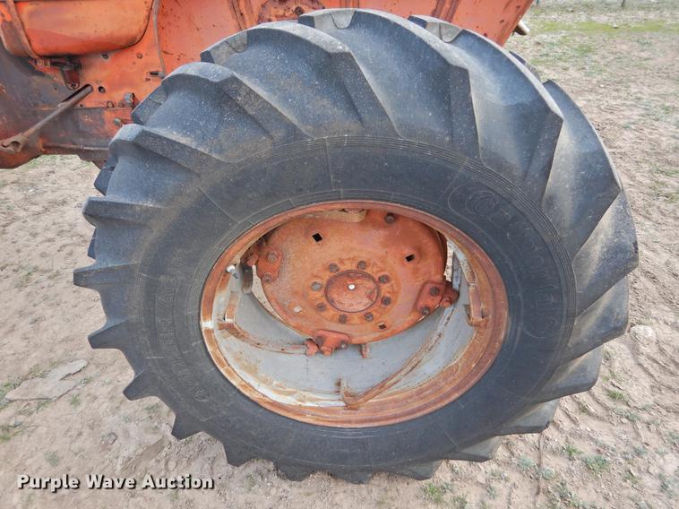 image for item DF2540 Allis Chalmers D17 tractor