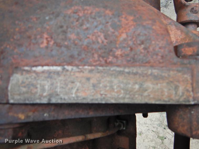 image for item DF2540 Allis Chalmers D17 tractor