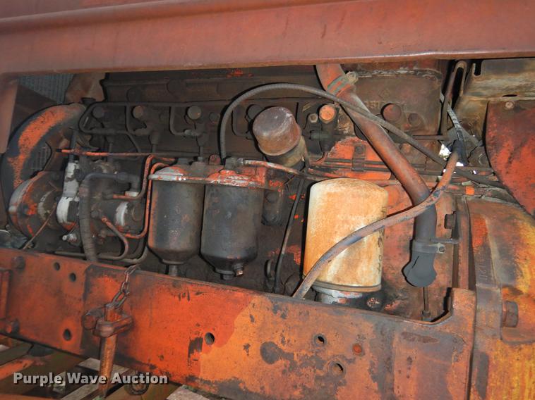 image for item DF2541 Allis Chalmers D17 tractor