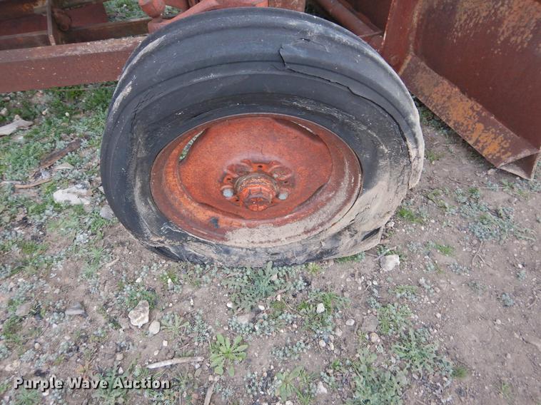 image for item DF2541 Allis Chalmers D17 tractor