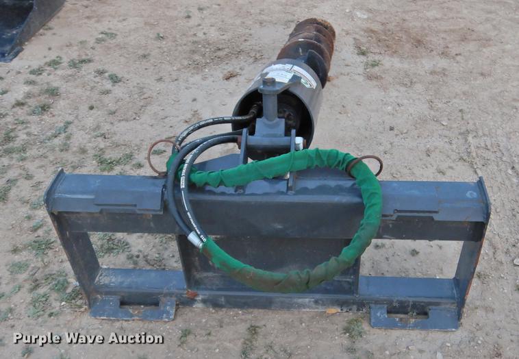 image for item DF2543 CID skid steer auger