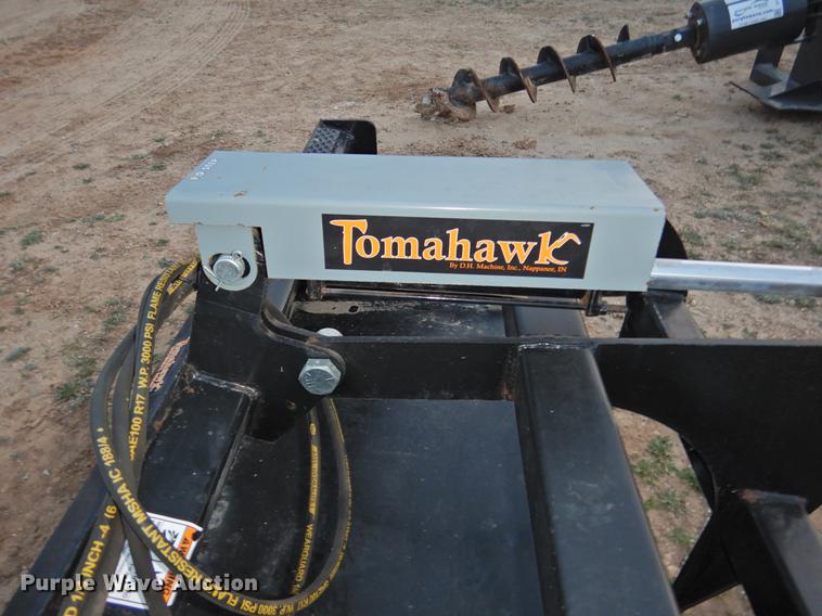 image for item DF2544 Tomahawk skid steer grapple bucket