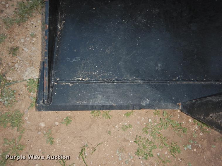 image for item DF2544 Tomahawk skid steer grapple bucket