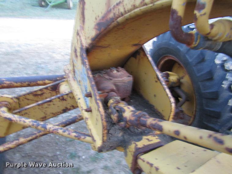 image for item DF2546 Allis Chalmers DD motor grader