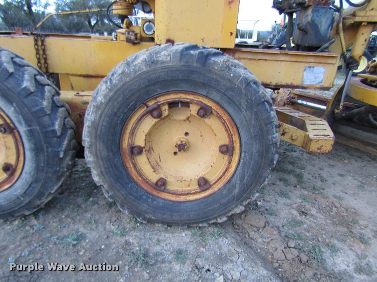 image for item DF2546 Allis Chalmers DD motor grader