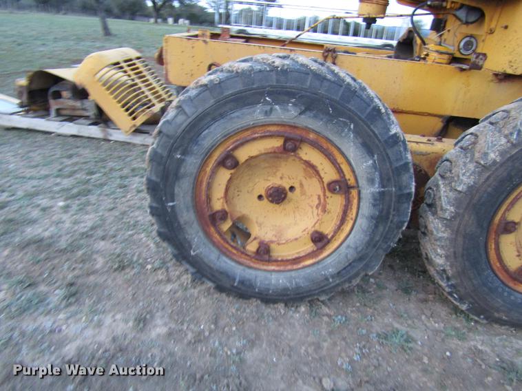 image for item DF2546 Allis Chalmers DD motor grader