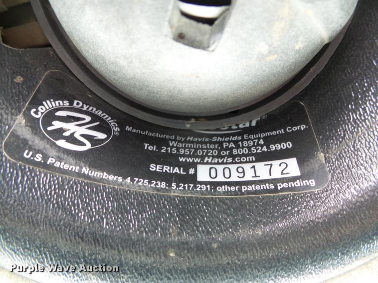 image for item DF2966 2004 Chevrolet Silverado 3500 flatbed pickup truck