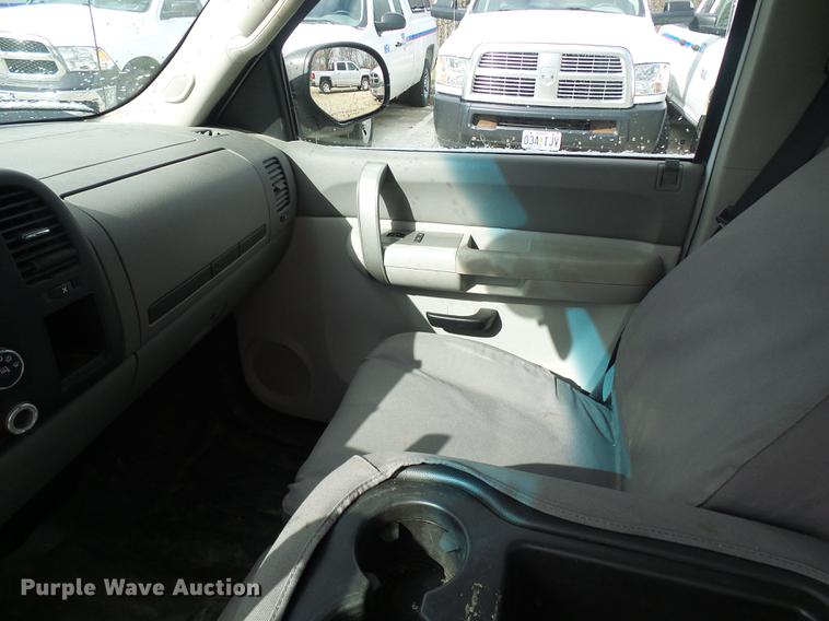 image for item DF7107 2008 Chevrolet Silverado 1500 Ext. Cab pickup truck