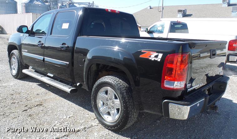 image for item DF7130 2012 GMC Sierra 1500 Crew Cab pickup truck