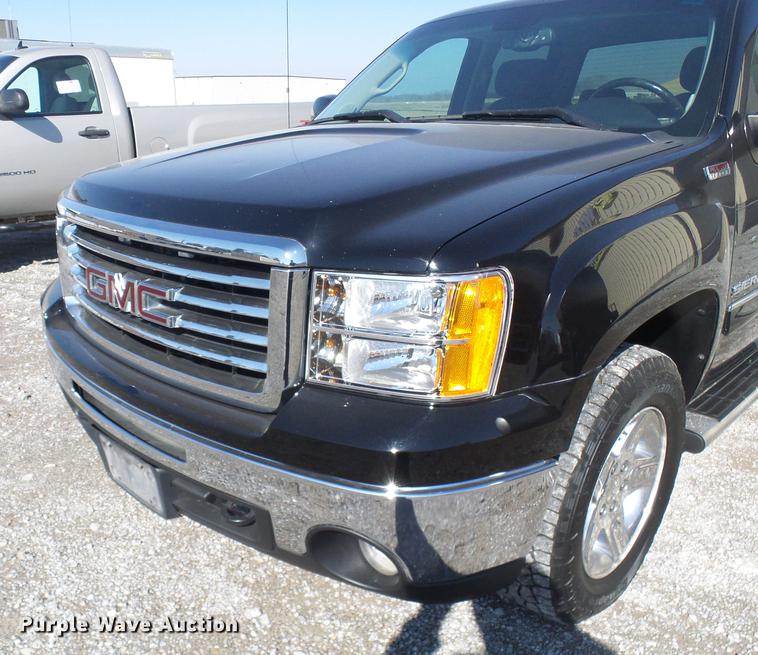 image for item DF7130 2012 GMC Sierra 1500 Crew Cab pickup truck