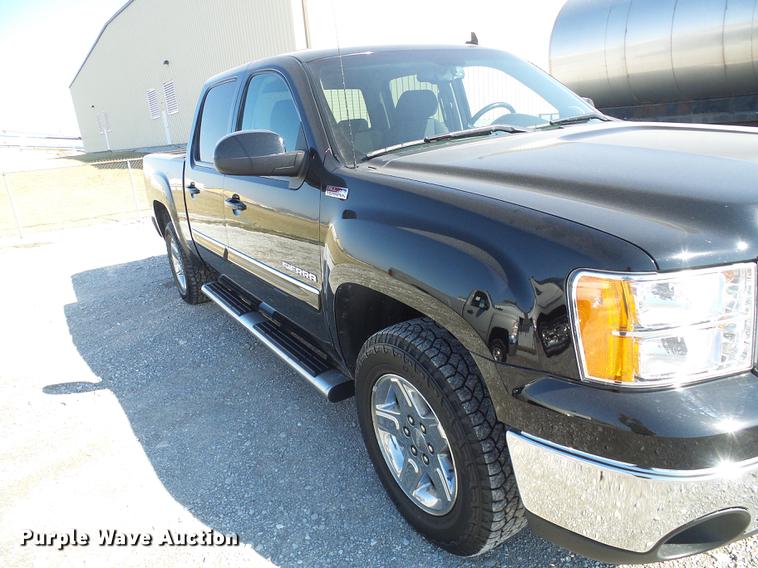 image for item DF7130 2012 GMC Sierra 1500 Crew Cab pickup truck