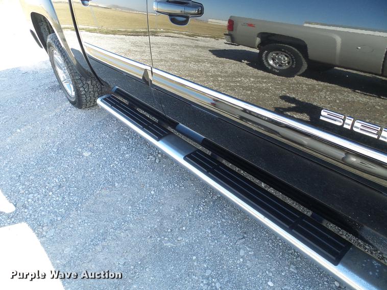image for item DF7130 2012 GMC Sierra 1500 Crew Cab pickup truck