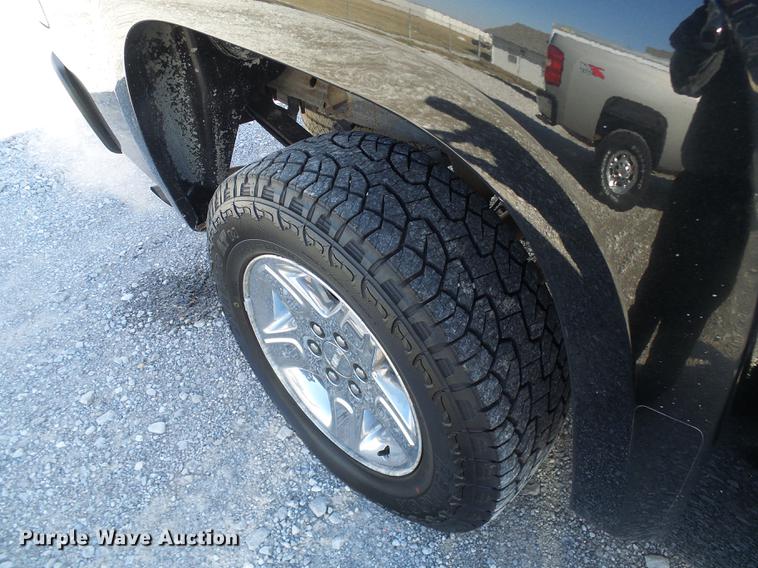 image for item DF7130 2012 GMC Sierra 1500 Crew Cab pickup truck