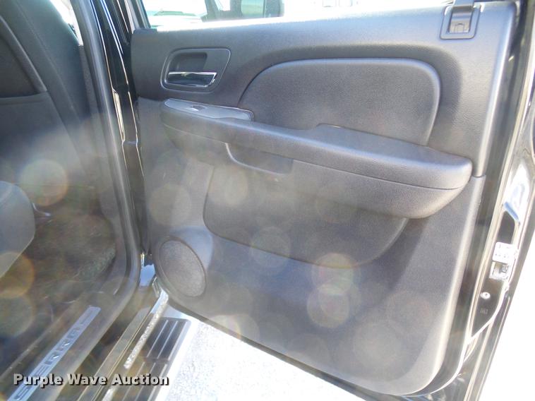 image for item DF7130 2012 GMC Sierra 1500 Crew Cab pickup truck