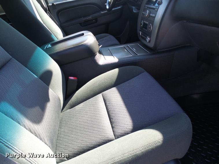 image for item DF7130 2012 GMC Sierra 1500 Crew Cab pickup truck