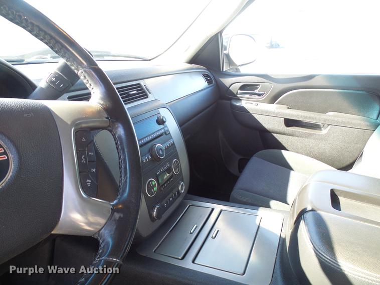 image for item DF7130 2012 GMC Sierra 1500 Crew Cab pickup truck