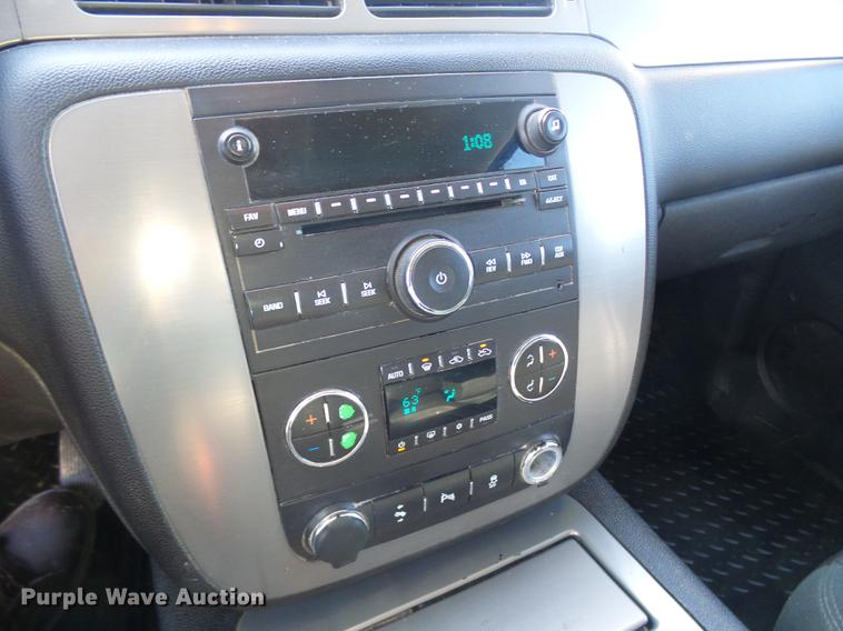 image for item DF7130 2012 GMC Sierra 1500 Crew Cab pickup truck