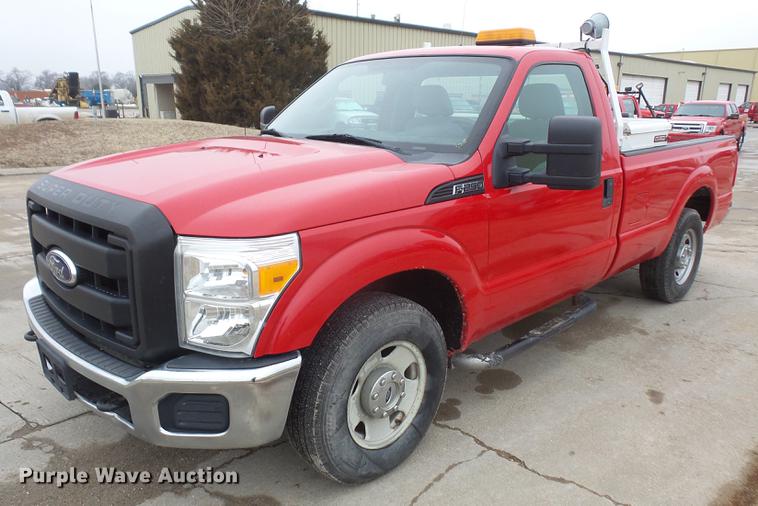 image for item DF7666 2011 Ford F250 Super Duty pickup truck