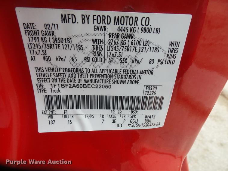 image for item DF7666 2011 Ford F250 Super Duty pickup truck