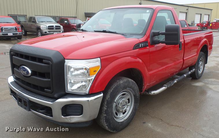 image for item DF7668 2011 Ford F250 Super Duty pickup truck